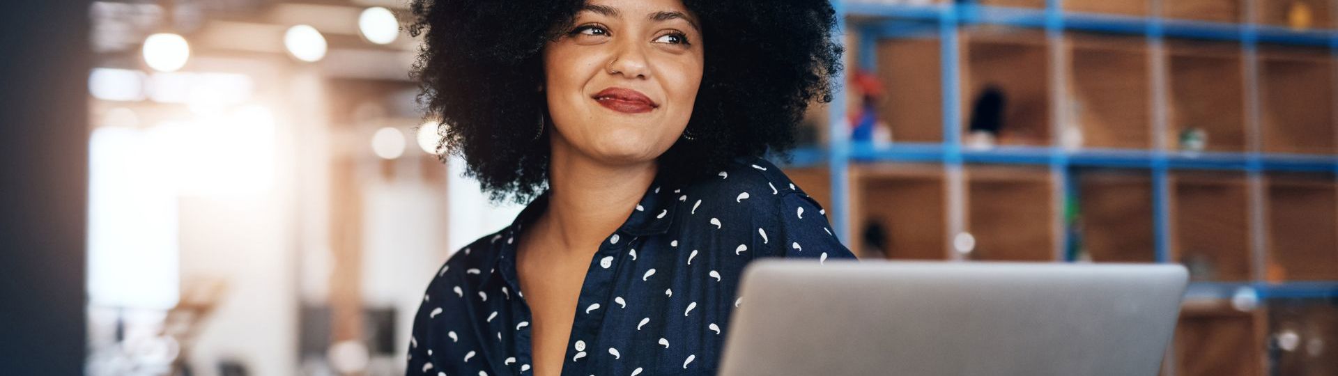 Buckaroo Woman W Tablet Laptop 1920