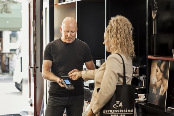 Instore (pinautomaat) en online betalingen accepteren = Omnichannel